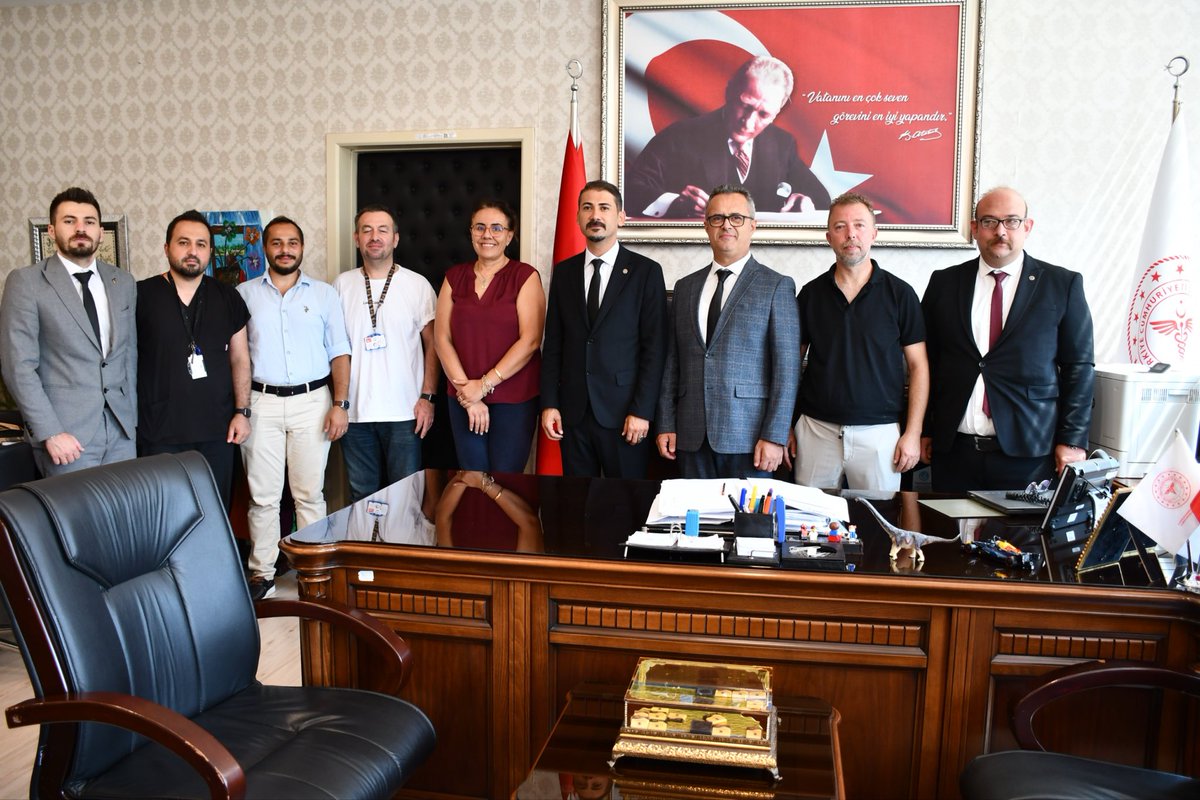 Alanya_eah's tweet photo. TÜRK SAĞLIK-SEN’DEN BAŞHEKİMİMİZE ZİYARET

Türk Sağlık-Sen Antalya 2 Nolu Şube Başkanı Şahin Gür ve şube başkan yardımcıları, Alanya Eğitim ve Araştırma Hastanesi Başhekimi Prof. Dr. Banu Karakuş Yılmaz’ı ziyaret etti. https://t.co/AdVzImZxHt