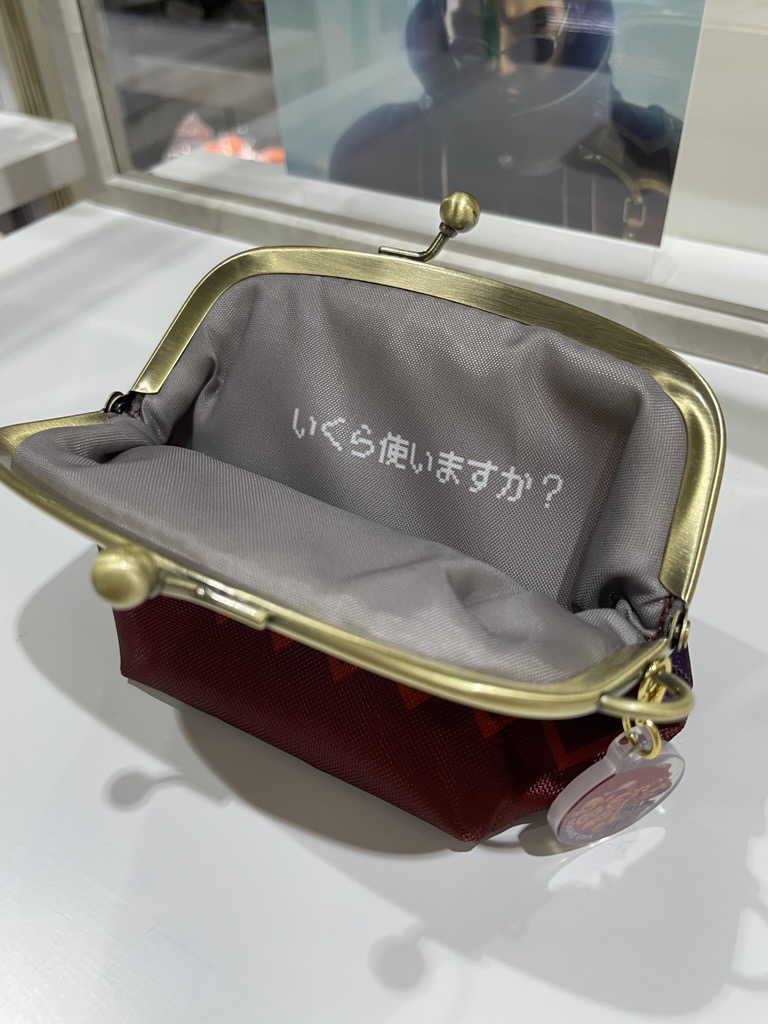 FinalFantasyJP's tweet photo. 【いよいよ明日より開催✨】
『FINAL FANTASY X MUSEUM-幻光の記憶-』

グッズコーナーも充実クポ～！

詳細🌐https://t.co/9npacr4KK1
#FFX_MUSEUM #FFX25th https://t.co/FuAEpANtBj