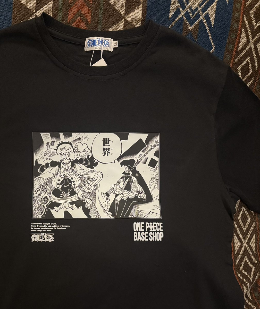 caferacermiya's tweet photo. @onepiece_kun 世界一かっこいい世界Tシャツにしました！ https://t.co/UD4ASoOpZh