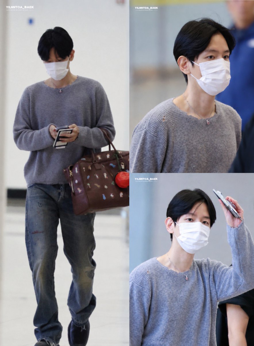 BBHLOOK__'s tweet photo. Baekhyun today 😭😭 https://t.co/By1vky54fl