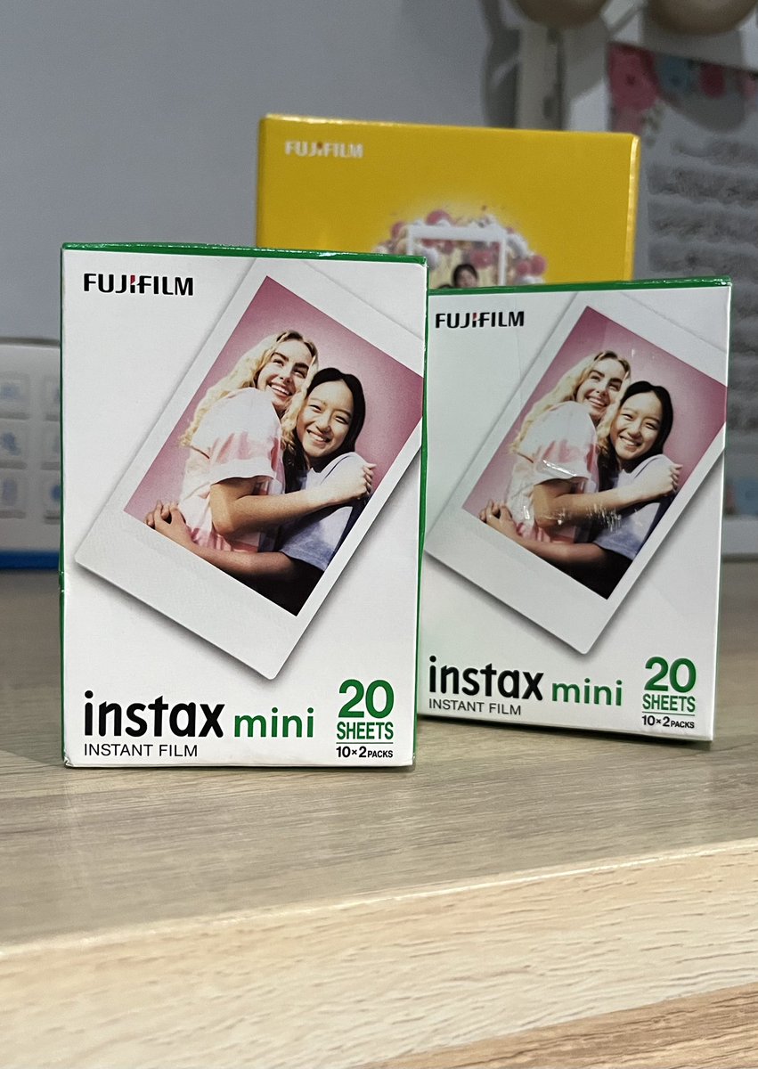 matchaafloaatt's tweet photo. WTS FUJIFILM Instax Mini Film Twinpack 20 Sheets ๐ธ
๐ฐ Rp275.000
โ
100% Original Fujifilm
โ
Isi 20 sheets
โ
NEW & masih sealed
๐ Dom Depok
Yang minat DM yaa! ๐
#wts #wtsindonesia #wtscamera #fujifilm #instax #instaxmini #instaxfilm #instaxminifilm #polaroid #jualinstax https://t.co/5tQUobmzQe