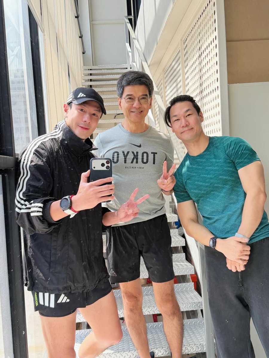 alonzo713's tweet photo. My workout buddy 💪🏻 https://t.co/ijJUuH9oHt