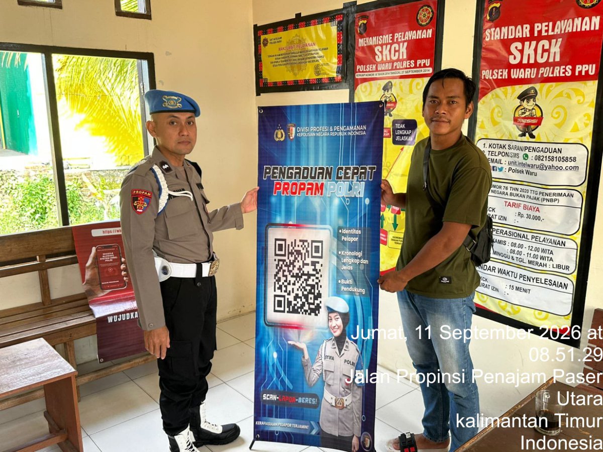 Propamppu's tweet photo. Anggota Provos Sipropam Polres PPU Melaksanakan Sosialisasi Pelayanan Pengaduan QR Yanduan Propam Polri kepada Masyarakat Wilayah kabupaten Penajam Paser Utara. https://t.co/fiCkwHojsI
