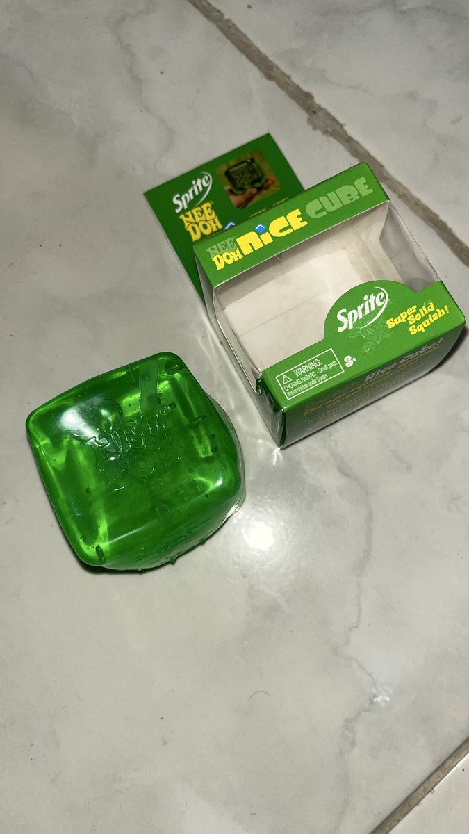 junnjinnnn's tweet photo. pl NeeDoh 45k aja, 
HB:75k 
beli di DP Mall 2 hari lalu. (masi boleh negoo) https://t.co/0Wr1RNzhlp