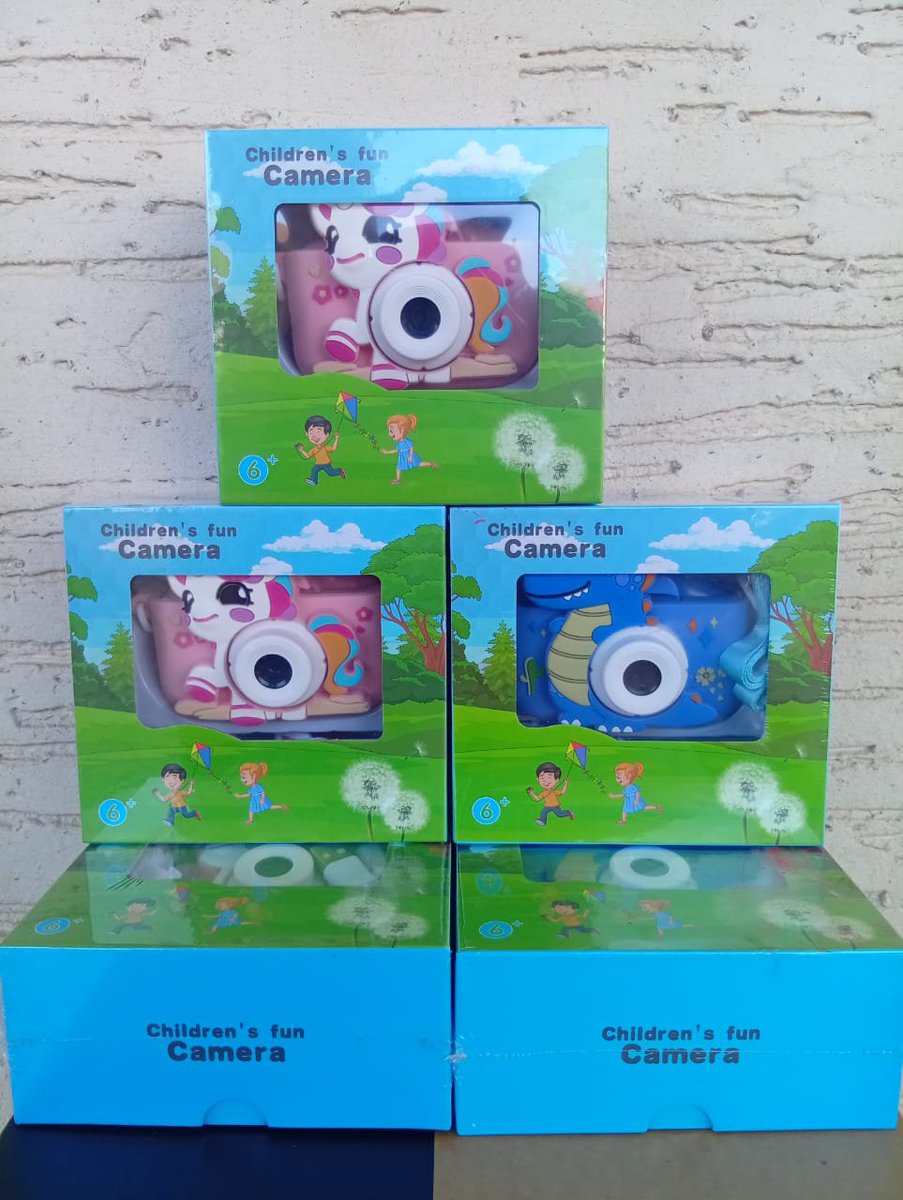 quadstarelectro's tweet photo. *SNAP, SMILE, PLAY! 📸*

Is your little one always grabbing your phone to take pictures?

Let them have their OWN! 😍

It also comes with a FREE 32GB SD CARD that can save 1000+ pictures and videos.
visit https://t.co/KlEKdYCdK0 to order yours today! https://t.co/Ai8Qp6lzVo