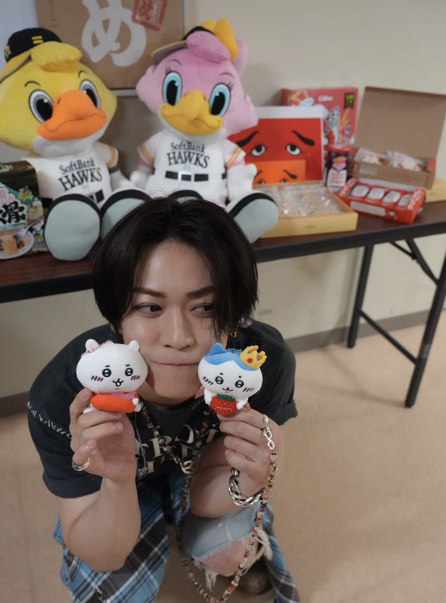 aikame223's tweet photo. 博多のお土産いろいろ
ちいかわちゃんたちいろんなとこにいたね😆
#FROMHERE https://t.co/z5BX9jv7tM