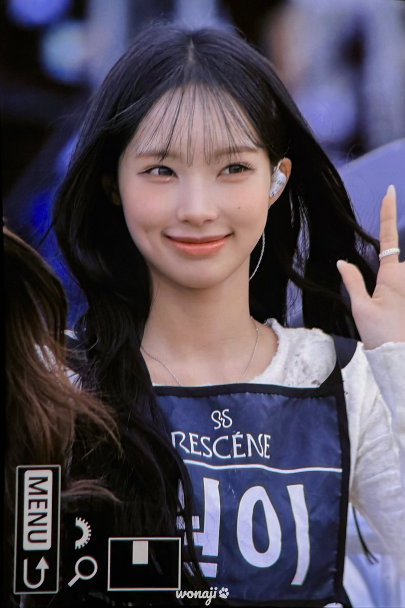 wonaji_525's tweet photo. 260911 ��이 카메오 🤗

#원이 #리센느 #WONI #RESCENE https://t.co/bkG2s0bXOu