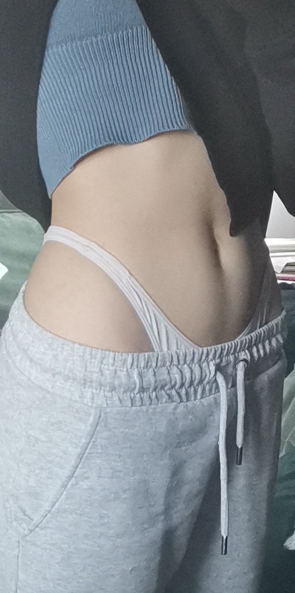 teka1221's tweet photo. Like why my bf don’t like my body 
#womanbody #body #skinny #man #bodytype https://t.co/FblKeKejlH