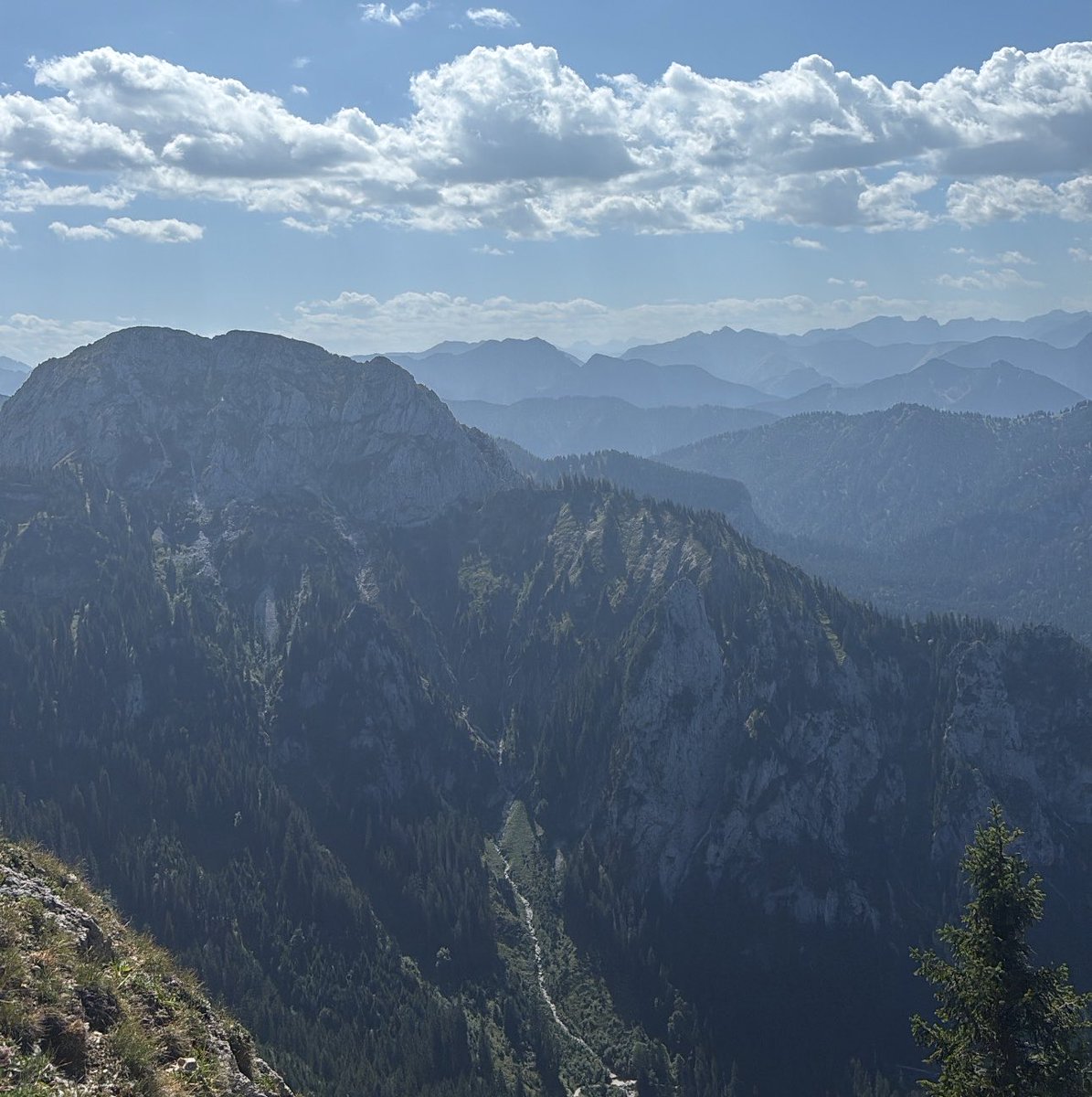 anyasjane's tweet photo. ‘nur luis trenker auf der spur’ 🏔️🫰🏻🥹 https://t.co/RwRjobw6to