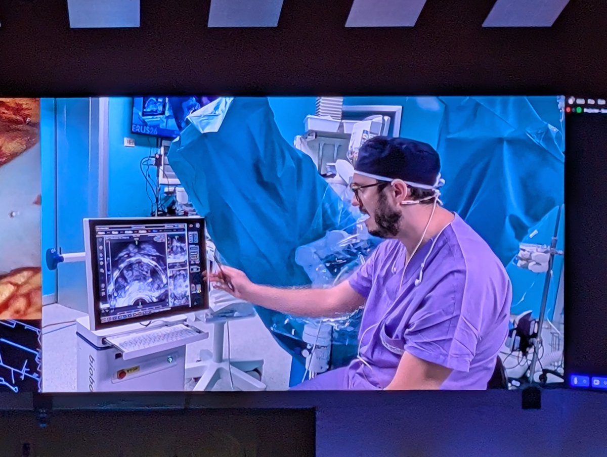 EnricoCheccucci's tweet photo. Grateful to #ERUS26 for the opportunity to perform a live robotic prostate biopsy with the Biobot Mona Lisa 2.0 🤖🎯
A chance to share our approach to precision PCa diagnosis with colleagues from across Europe.
Thanks also to the whole Candiolo team! 💙@ERUSrobotics @PorpigliaF https://t.co/PanSx6YY0o
