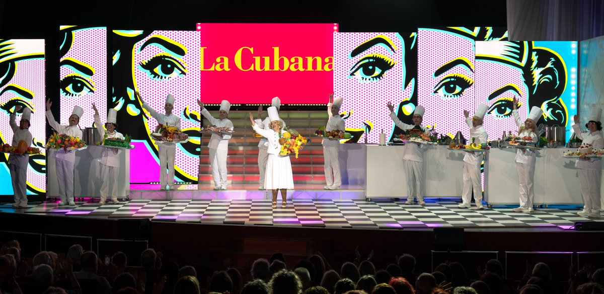 Teatro_Arriaga's tweet photo. Ha sido un mes de risas, un mes compartiendo las emociones que transmite @_LaCubana 😊
"La cuisine de ma cousine" ofrece esta tarde su última degustación gourmet 🍽️👩‍🍳
Moltes gràcies! 😘👏
#Bilbao #TeatroArriaga https://t.co/ARBpk8HAf6