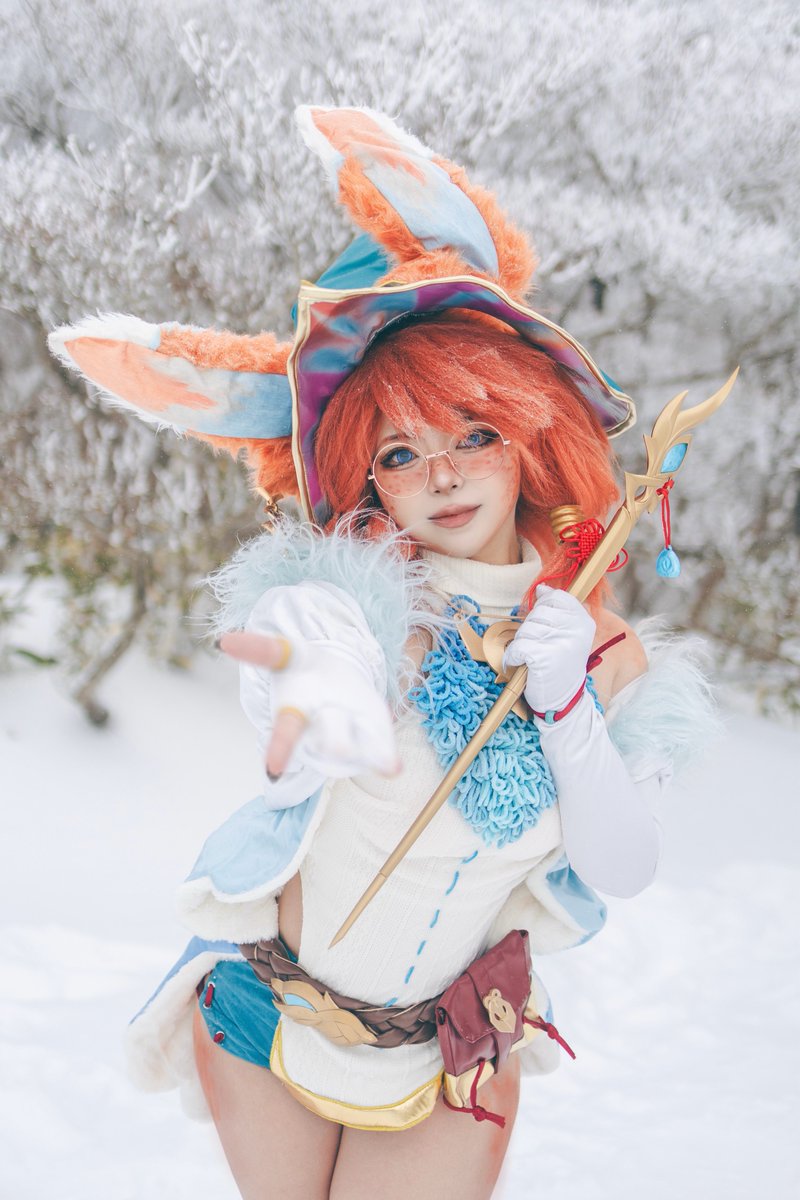 watara1__'s tweet photo. lolで1番人気はオーロラでした🐰

#LeagueOfLegends #lolcosplay https://t.co/9t0oMhhe5i