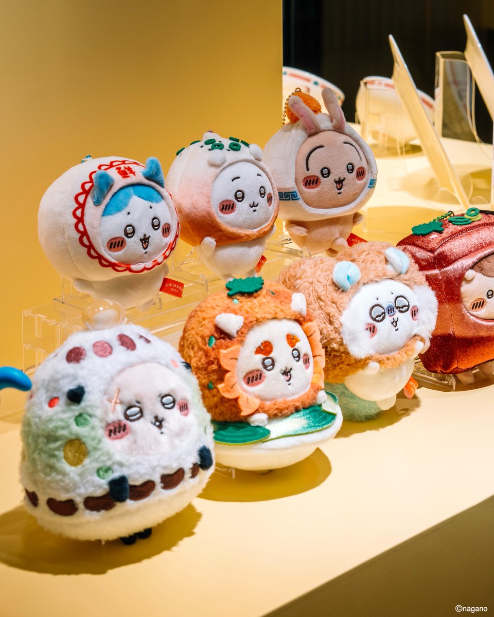 chiikawa_kouhou's tweet photo. ＼✨上海『CHIIKAWA DAYS』開幕✨／

「衣・食・住・行」をテーマにした2つの展示エリアでは、100点を超える立体展示や上海らしさあふれる様々なインタラクティブ体験で、ちいかわたちの「かわいい日常」を 没入感たっぷりにお楽しみいただけます🎶

期間限定ポップアップショップでは、上海テーマグッズが登場🏮
※チケットをお持ちの方のみご利用いただけます。

「CHIIKAWA DAYS 上海」
会場：上海静安嘉里中心（JAKC）
開催期間： 2026年9月12日(土)～11月1日(日)

🎟️ 9月5日14:00より猫眼（Maoyan）にて販売開始
※早割販売期間：9月5日(土)～9月13日(日)｜最大20%OFF

🔍詳細は AllRightsReserved公式Instagram(@ ARR.AllRightsReserved)にてお知らせします

#CHIIKAWADAYS上海 #CHIIKAWA #CHIIKAWAxAllRightsReserved #吉伊卡哇 #ちいかわ