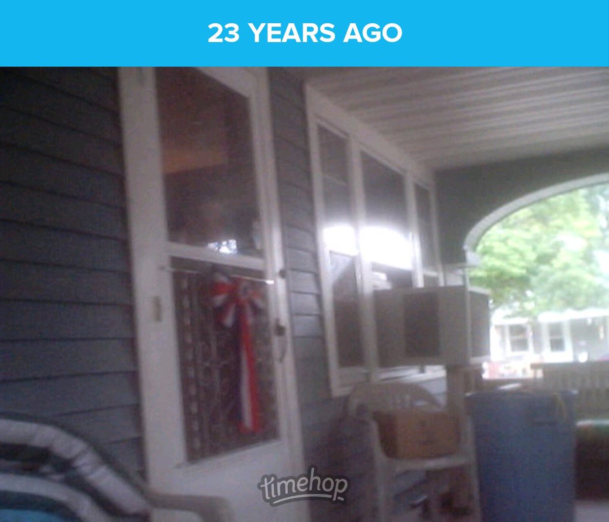 DBFrisk2001's tweet photo. 2003, on the front porch of my parents' old house. Mostly random photos. It sure does not have the same view nowadays. 😞 https://t.co/wahuDjCITk