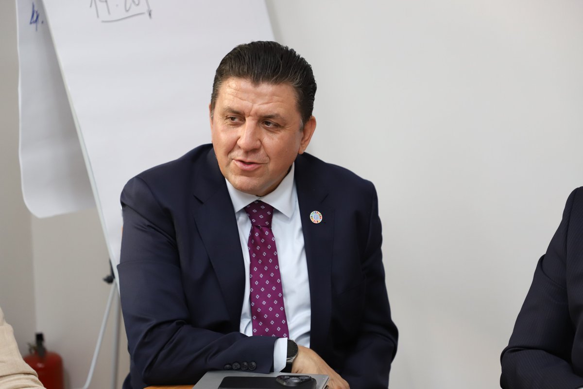 FAOKyrgyzstan's tweet photo. 🌱🤝 Today, Oleg Guchgeldiyev, FAO Representative in Kyrgyzstan, welcomed Ilich Marsbek uulu, First Deputy Minister of Water Resources, Agriculture and Processing Industry of the Kyrgyz Republic, to discuss priorities for stronger cooperation on sustainable agrifood systems. https://t.co/haTwOOoYeo