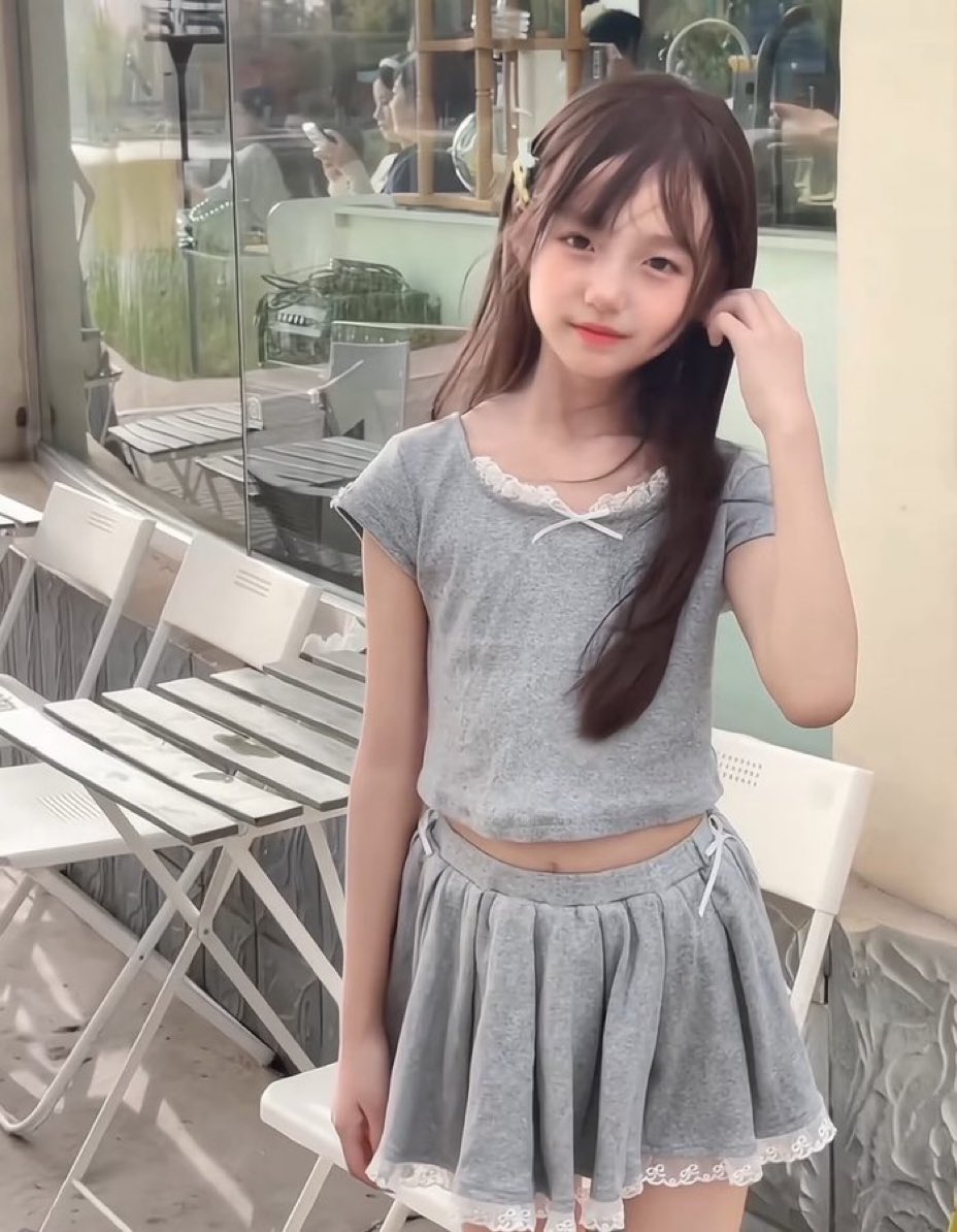 kelly94wl1's tweet photo. 我靠我弟把我超了我有第一视角谁要看

               开脱！！！开脱！！！！        

上供！！！！ Luo照 锐评一下不许说我🐻黑！！！ https://t.co/McwNYX8G12