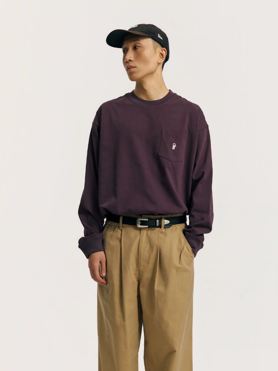 oldlaundry_mag's tweet photo. 어깨선을 내린 컷이 팔 라인을 부드럽게 풉니다.

🔍 PIN SKTBS
✦ Relaxed Pocket Long Sleeve Tee
🛒 ₩70,000
🔗 https://t.co/uKzEvbecv1

#oldlaundry_mag #pinsktbs #oldlaundry https://t.co/Dw9cSHfNJY