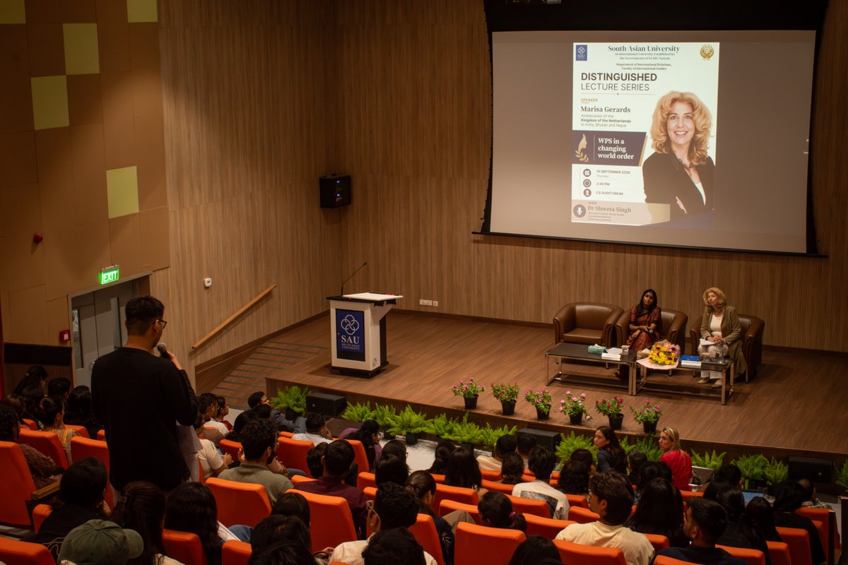 NLinIndia's tweet photo. ���Peace is more inclusive and lasting when women have a seat at the negotiation table’.

Yesterday, Ambassador Marisa Gerards interacted with the students of the South Asia University about Women, Peace and Security (WPS) in a changing world order, highlighting the impact of the WPS agenda in various countries over the last 26 years since the adoption of UN resolution 1325.

During an engaging Q&A-session with students, many subjects were touched upon from the realisation, interpretation and challenges of the WPS agenda to concerns about the changing global order we live in.

When asked to share some personal advice with the female students, the Ambassador’s message was: dream big; don’t let self-doubt limit your potential; seek role models, pursue opportunities, and aim for leadership positions.

Wishing all students lots of success in their future endeavours.