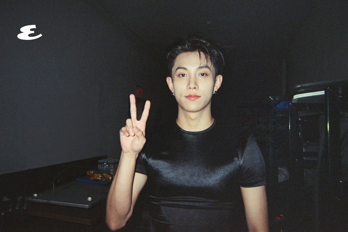 terjemahinRYUL's tweet photo. 260911 📸 esquirehk

Esquire Exclusive Behind The Scene Shots 

#률 #RYUL #롱샷 #LNGSHOT https://t.co/KEMFIjPscz