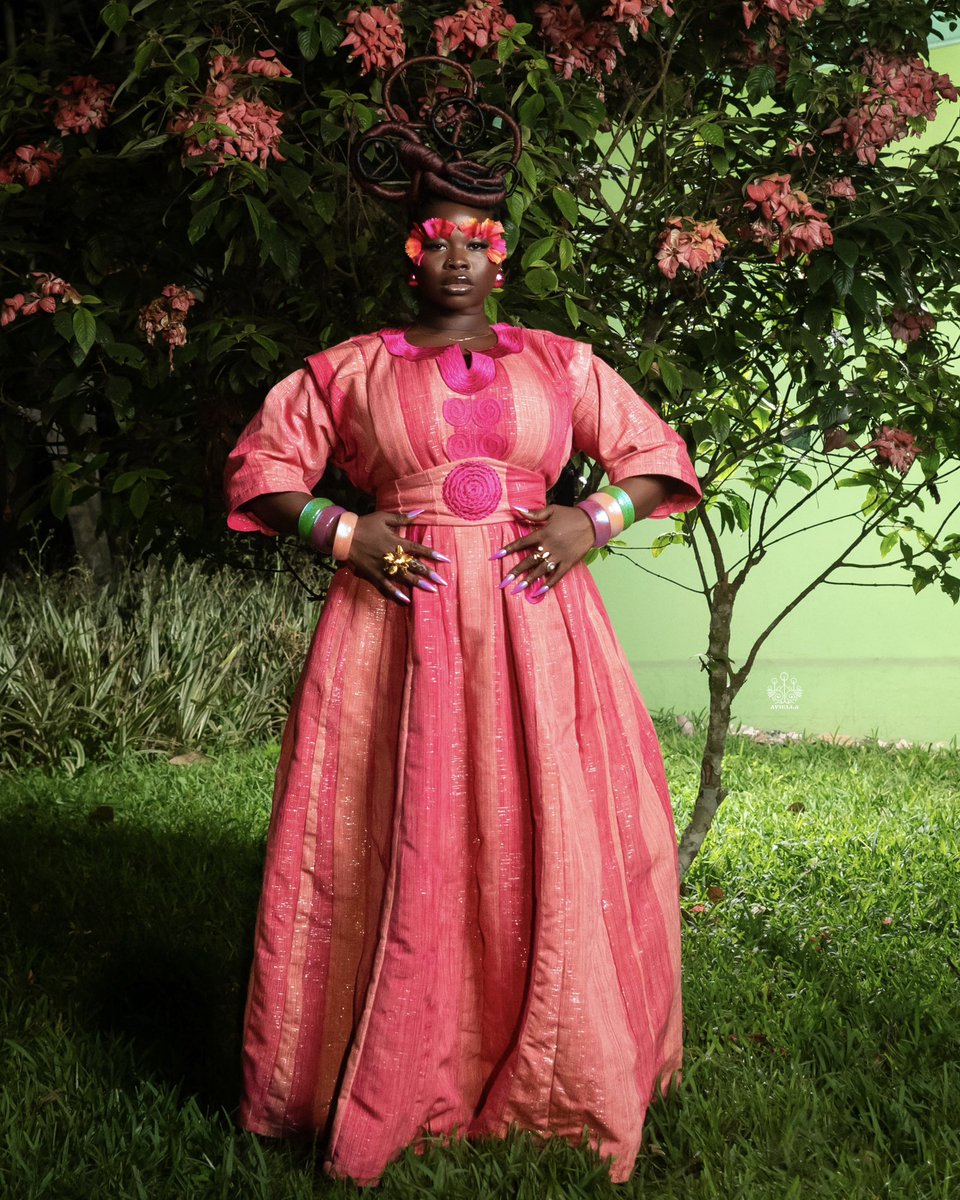 FemalePainter's tweet photo. Pogley fugu dresses in 4 colors https://t.co/ZbiwXoejIo