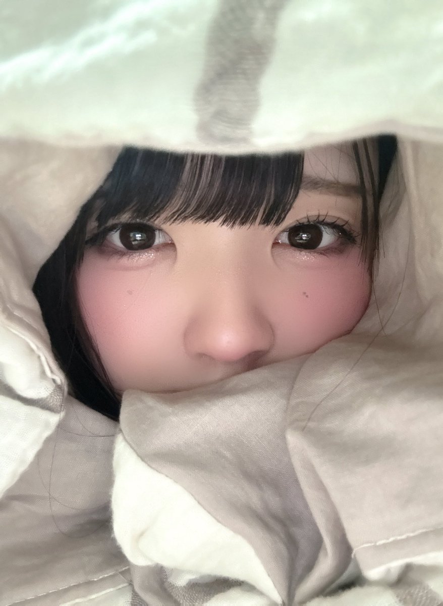 MRCR_hana's tweet photo. ねえねえ、なにしてるの https://t.co/oEjXvFH0El