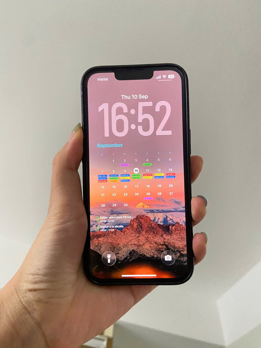 franpradasAI's tweet photo. 🚨 Tienes un iPhone y eres DESORGANIZADO...

Necesitas esta PANTALLA DE BLOQUEO.

Te enseño a configurarla en 1 minuto: 👇 https://t.co/lKVSzeoTQk
