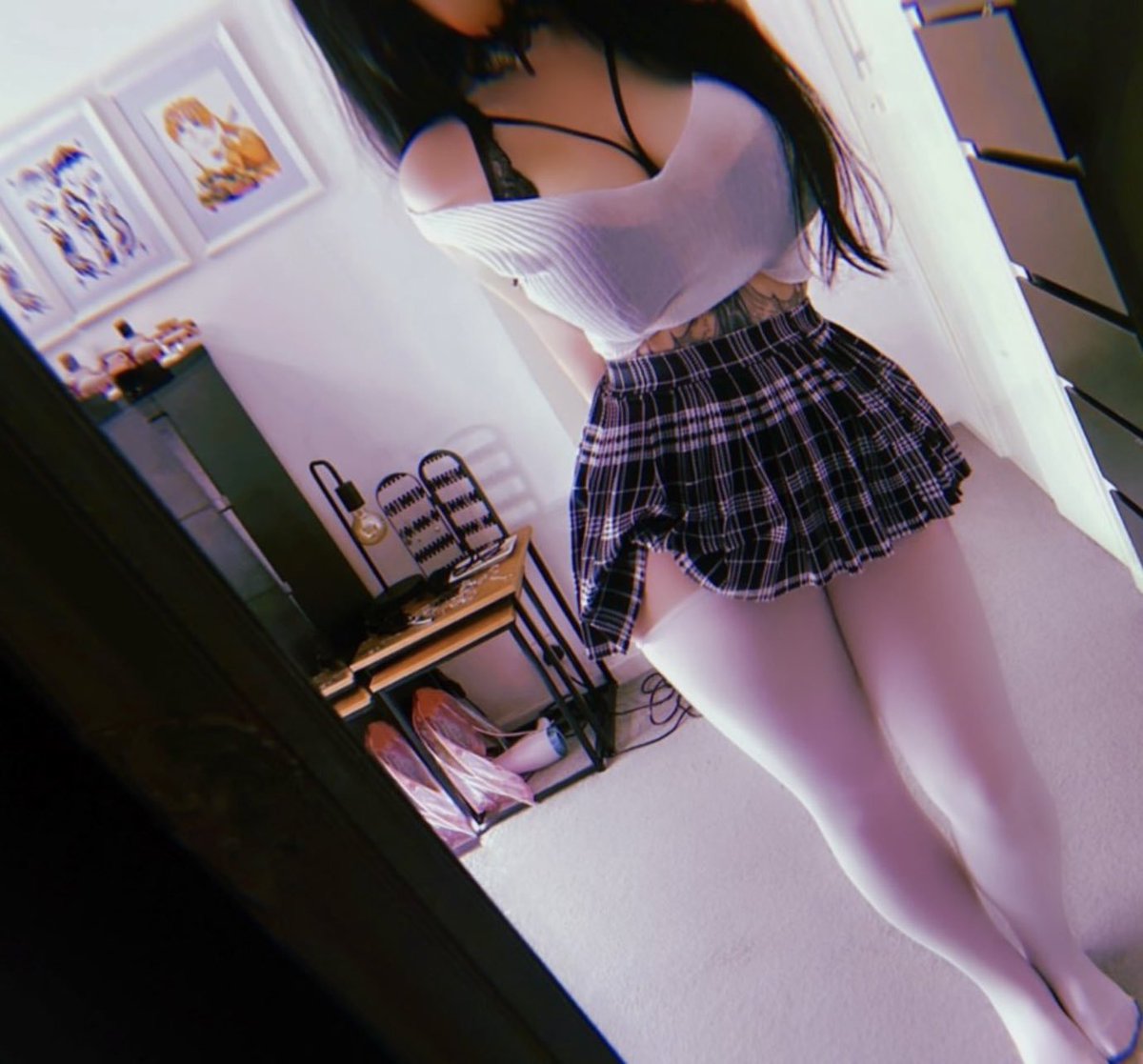 twofacetransfer's tweet photo. Outfit of the day - a good one to end the week with. https://t.co/CqjARbcEpr