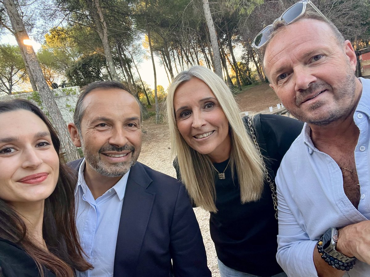 JohanaMaurel's tweet photo. 👉Quelle énergie hier soir à Valergues, aux côtés de #SébastienChenu, des élus, militants et sympathisants de l’Hérault ! 

Tous unis, et tous mobilisés, en route vers la victoire de notre future Présidente ! #RNherault @RNational_off https://t.co/5iddyc3t9x