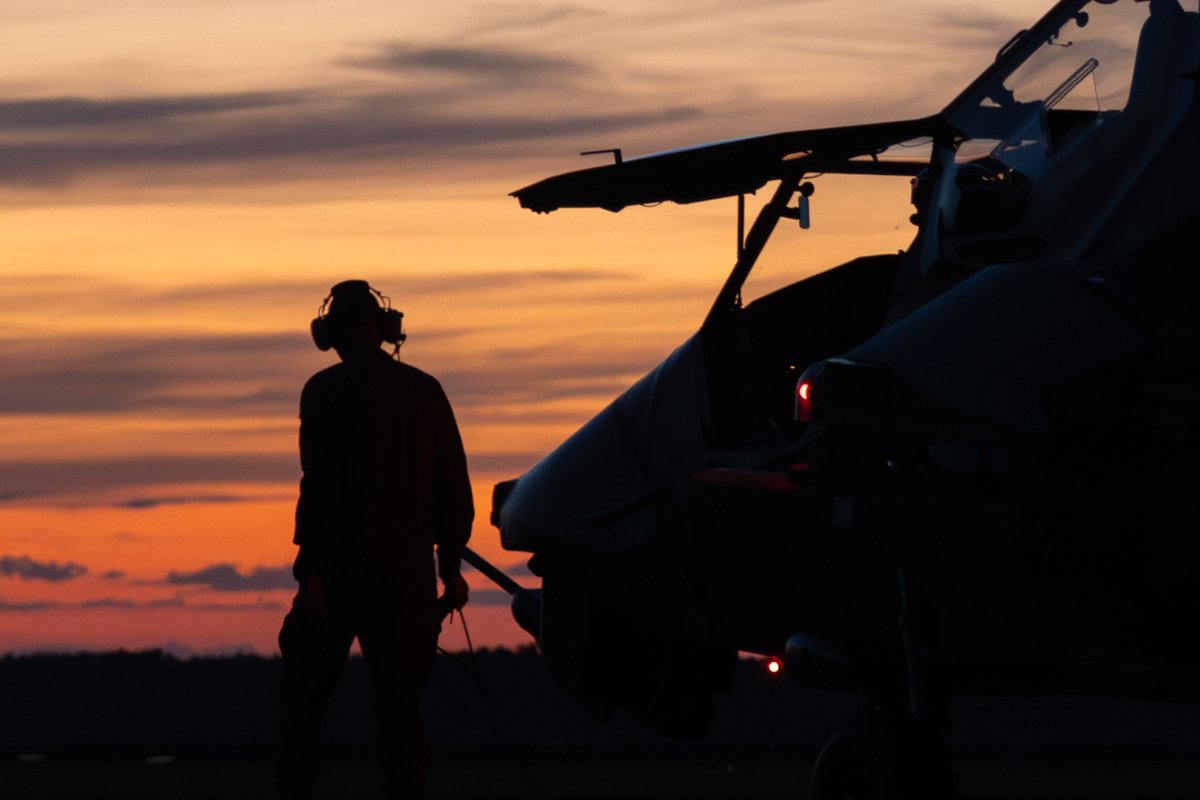 CGTAD_NRDC_ESP's tweet photo. #PicoftheWeek Readiness never stops. Day or night.
#WeAreNATO #StrenghtinUnity https://t.co/NVF69LMSb1