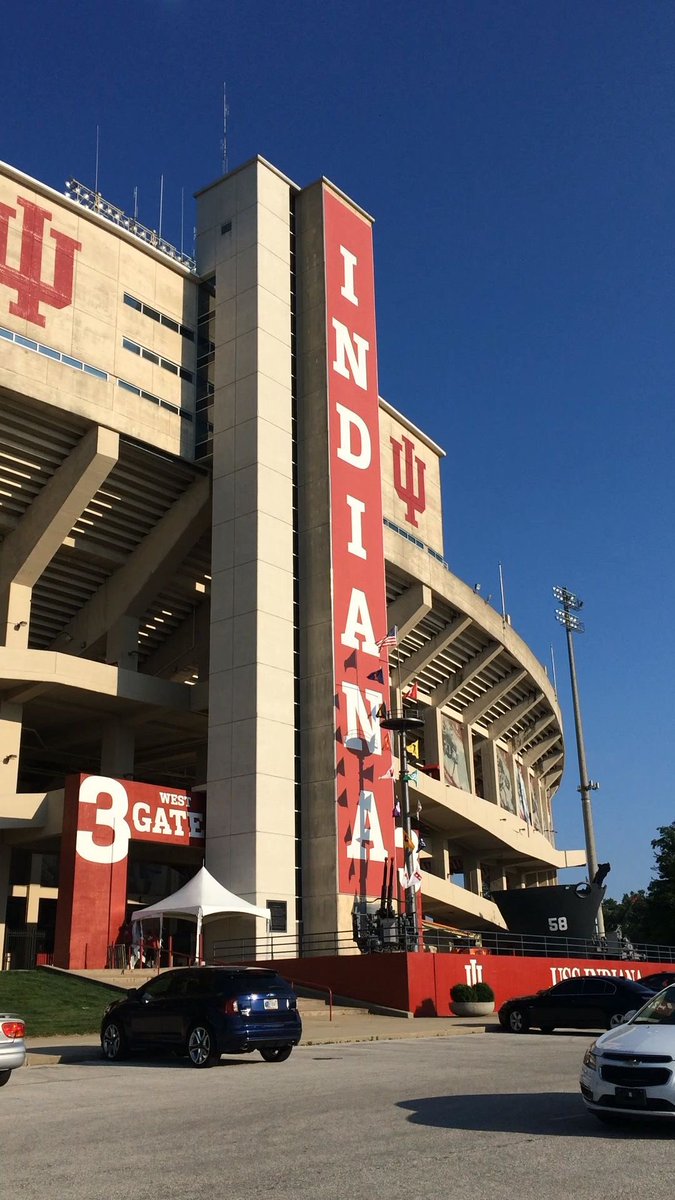tj_5x's tweet photo. This Saturday I’ll be in Bloomington for game day! HOO-HOO-HOO HOOSIERS!! @MoeDoug37 @Coach_Wallace_7 @Coach_AHiggins @CoachCamFB4 @SalesPinckney @MattWilsonDPP @JaredLuginbill @Bryan_Ault @SWiltfong_ @RyanSnyderOn3 @AllenTrieu @247recruiting https://t.co/OWvP3FwimM