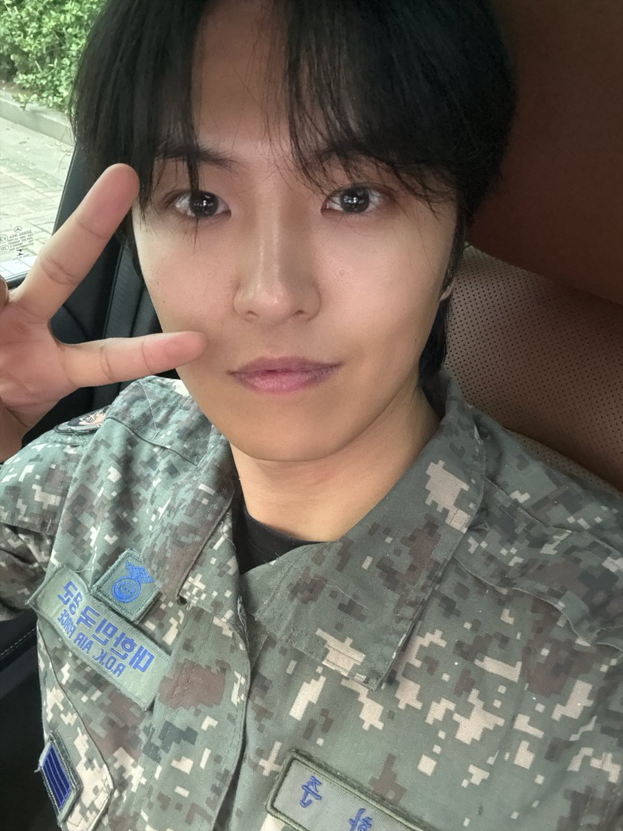 bubbletherose's tweet photo. 💬HJ 260911 — 18:34 https://t.co/S5tlFBifwt