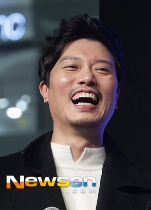 jingfu046's tweet photo. 네가 웃으면 나도 좋아~🎶🎶🎶 https://t.co/lHrOv2IgwD