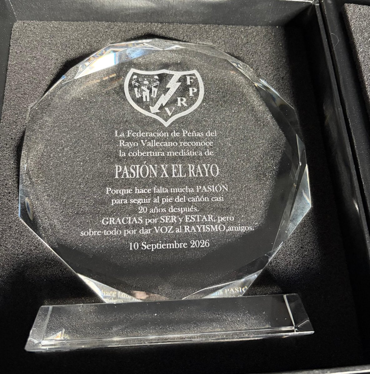 NachmanVk's tweet photo. Detrás de este premio hay casi 2 décadas de dedicación altruista a la franja de Miguel Angel Tejeda y el silencioso y constante trabajo de muchos rayistas que viven el Rayo 24h al dia como @EstherGarciavk @oscarherrerovic @amorayo1 @007Leva...

¡Cómo no íbamos a ser de la ADRV! https://t.co/XCpeTDxUWi
