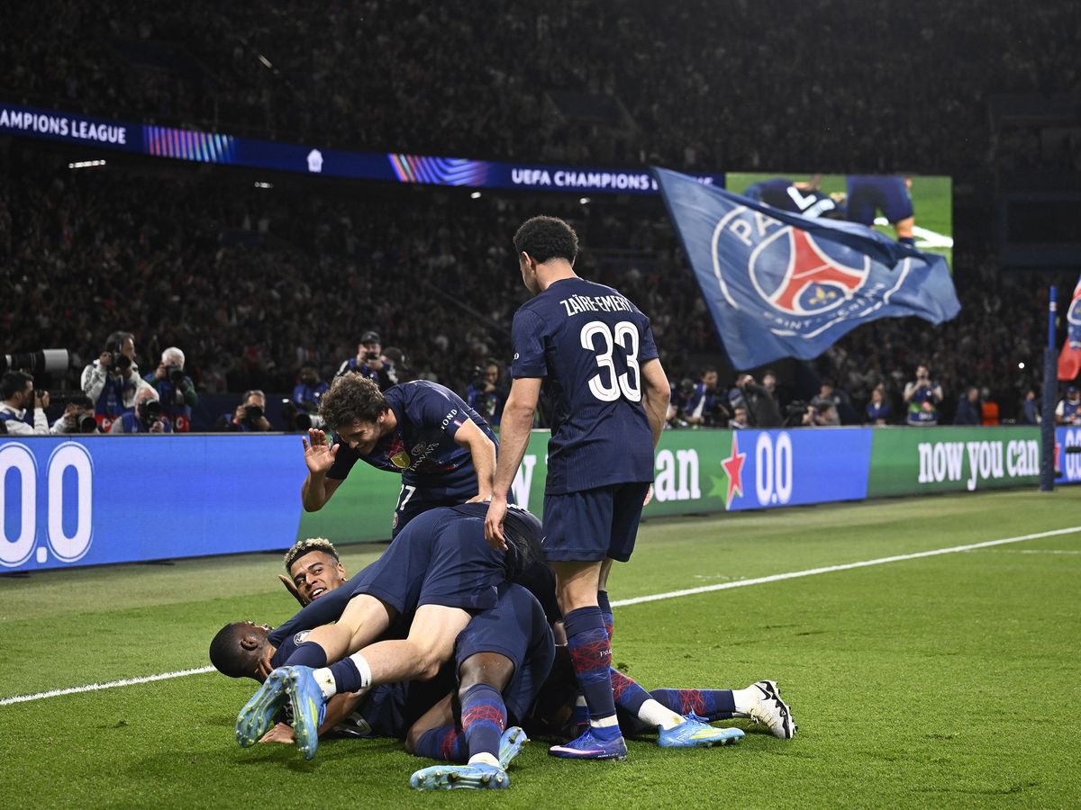 _BeFootball's tweet photo. 🚨 Kvaratskhelia 🇬🇪 : « le 5-4 contre le Bayern ? CE MATCH RESTERA À JAMAIS DANS L’HISTOIRE DU FOOT. 🤩🍿 »

(@TheAthletic) https://t.co/XWKIGNYQC3