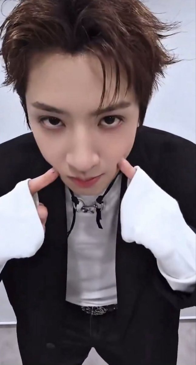 188Usk's tweet photo. #BackWithPENTAGON
💞Pentagon〜 https://t.co/d3SMJt2qaL
