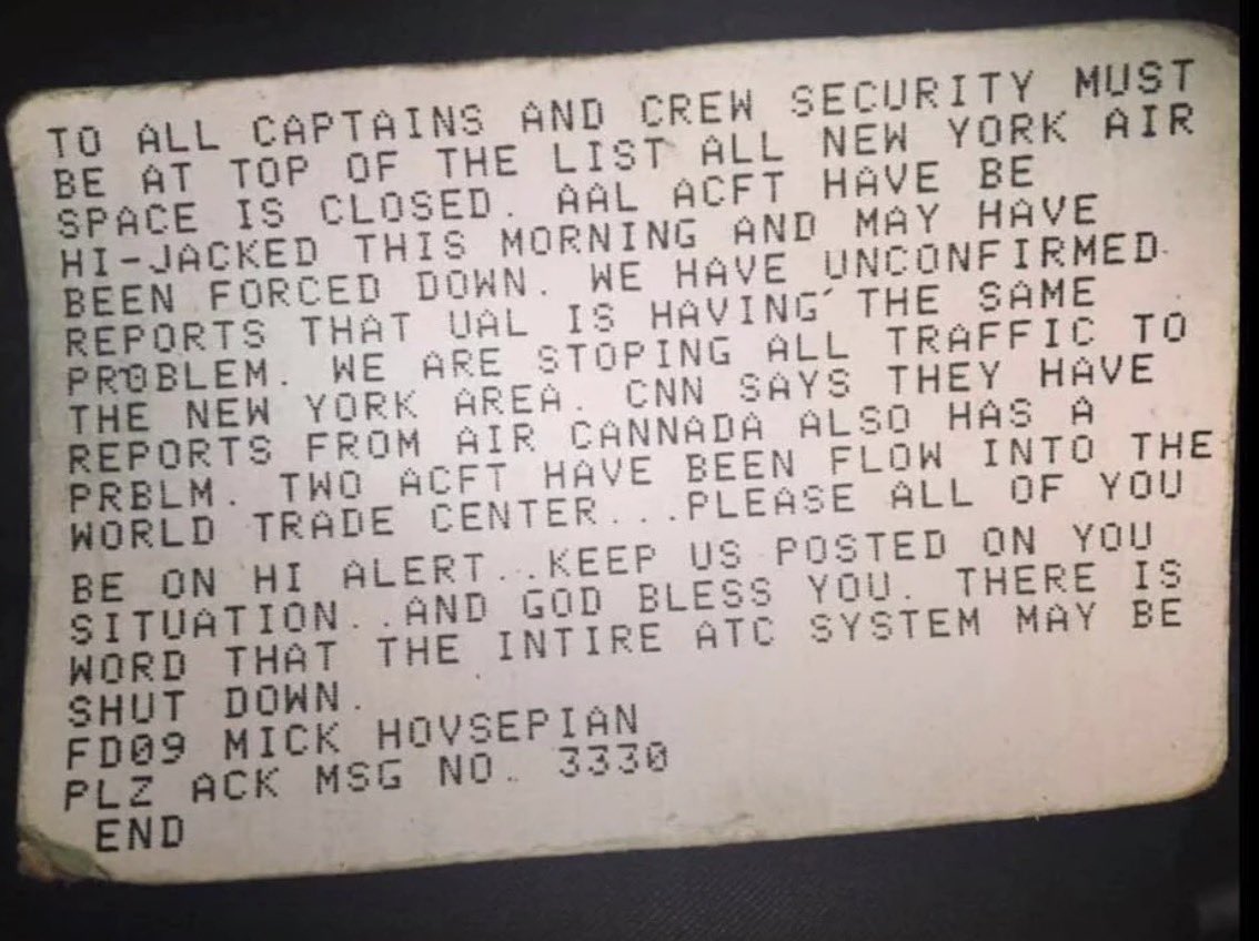 ignacioA320's tweet photo. Hace 25 años, este mensaje llegaba por ACARS a las tripulaciones mientras el mundo intentaba entender qué estaba ocurriendo en Nueva York.

“Two ACFT have been flown into the World Trade Center.”

Una pequeña pieza de historia de la aviación del 11-S. https://t.co/5GqCSYnOvF