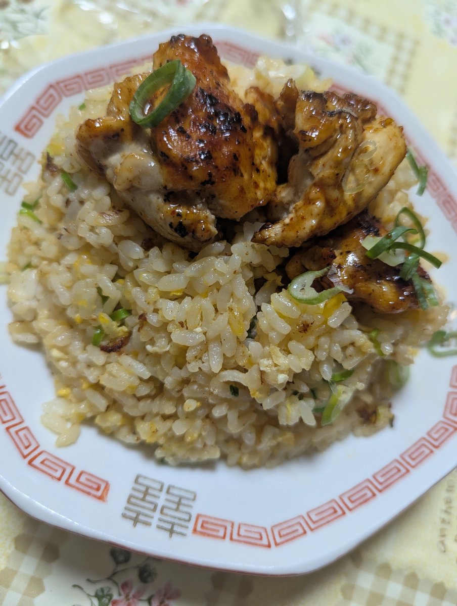 asrouninn's tweet photo. ３分炒飯 #浪人界隈美食部 https://t.co/2BNvpAr8rT
