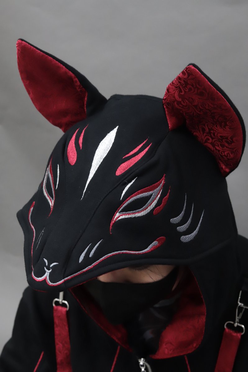 REZEN__Official's tweet photo. 【Coming Soon】
狐フードジップパーカー

一般販売: 9/16(水)
HEP FIVE店にて先行販売中！ https://t.co/DHx297RWKZ