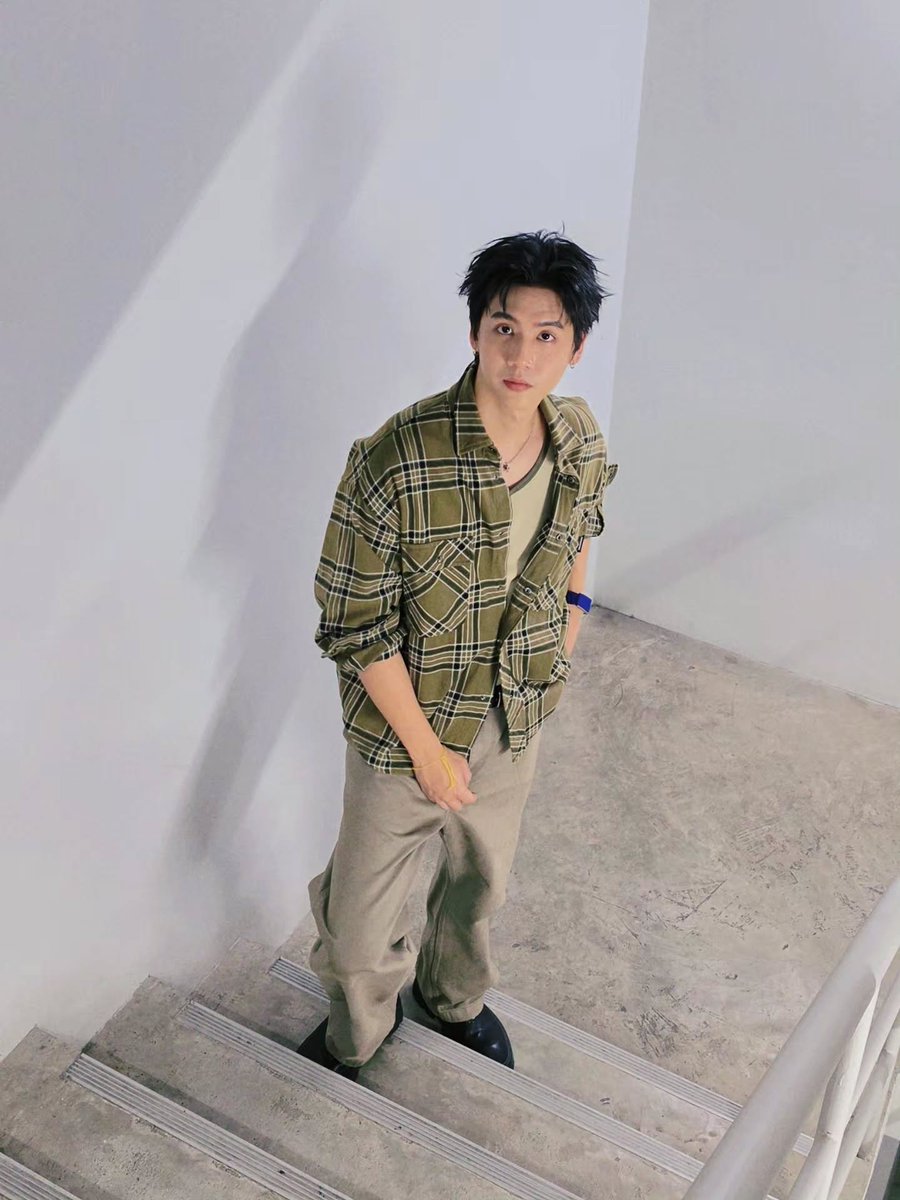Ssing_fc's tweet photo. IG : ssingss Update

หล่อค้าบบบบ😍

SINGCHIMON IN SIAMONSCREEN

#SIAMONSCREEN
#SOS
#สยามออนสกรีน
#กรมส่งเสริมวัฒนธรรม
#กระทรวงวัฒนธรรม
#SingHarit
#ssingss
#คนของซิง https://t.co/erYJOAEUWp