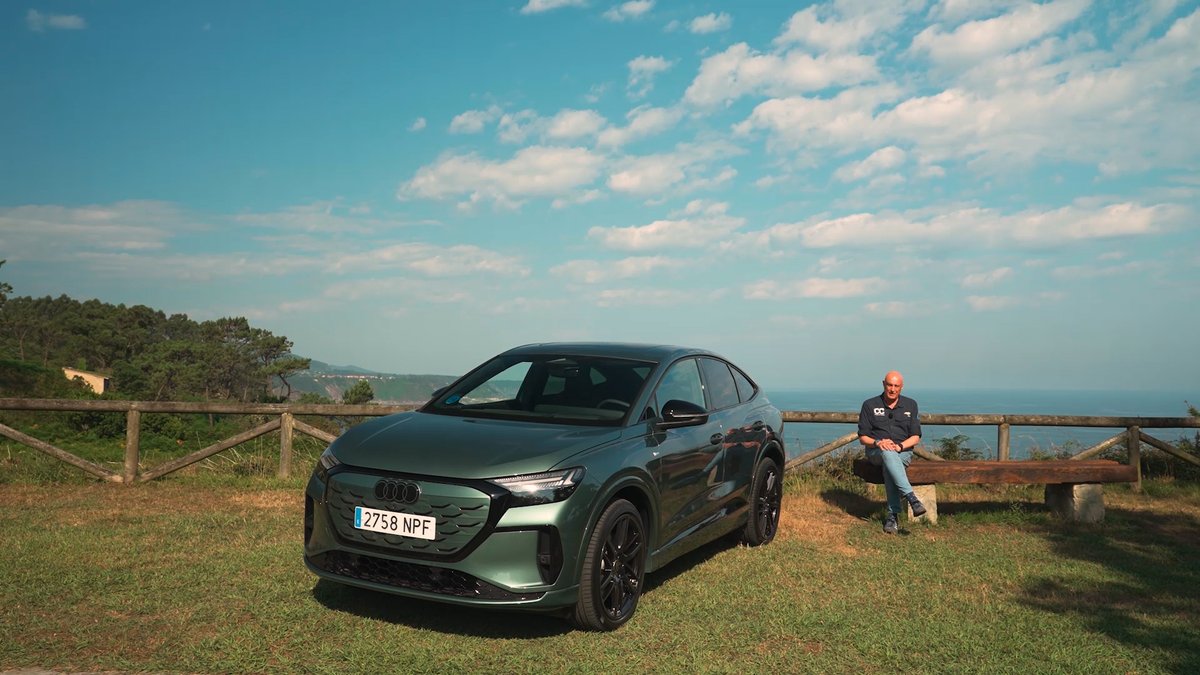 CCubicos's tweet photo. Este domingo en #CCubicos433, @FerGomezBlanco viajará a Asturias para conocer al nuevo @audispain Q4 e-tron 🇩🇪. El SUV eléctrico ⚡ alemán llega con un diseño mejorado y con una autonomía cercana a los 600 km 🔋.

A partir de las 9:45 en @antena3com 📺
@puntalproduc https://t.co/aryutNvVzT