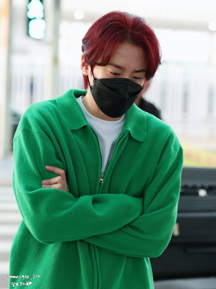 moonlight_2ch's tweet photo. [PREVIEW] 260911 인천 홍콩 출국

홍콩으로 출발✈️���

#틴탑 #천지 #이찬희 #TEENTOP #CHUNJI #LEECHANHEE https://t.co/Yye6pwGwkq