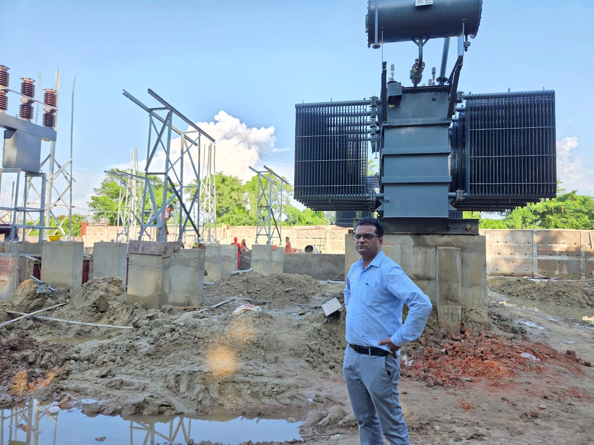 ESD_RAXAUL's tweet photo. ⚡ Strengthening Power Infrastructure in Ghodasahan, Raxaul ⚡
Work is progressing on the construction of a new Power Sub-Station (PSS) at Ghodasahan, Raxaul under the RDSS Scheme. https://t.co/K2qNmtdIg5