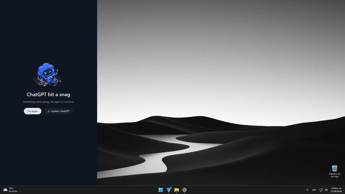 davedesigns4you's tweet photo. @OpenAI @OpenAIDevs Why pet always crashes? @thsottiaux happened before... https://t.co/9VNP7q9mIR