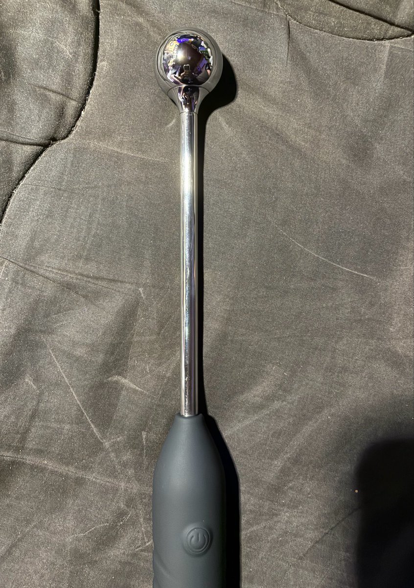 setsuna_tk_av's tweet photo. @happy202201 さんから
Rocky Lollipop Massager
と名が付けられてる
ローターというかバイブを
貰ったよ。

言うまでもなく先端が
バイブになってるんだが
これ普通に
マッサージ機としても良いぞ。

もちろん
これを前にも後ろにも
入れられたら
もっと気持ちいいけどね。 https://t.co/eKt1HcOT8Z