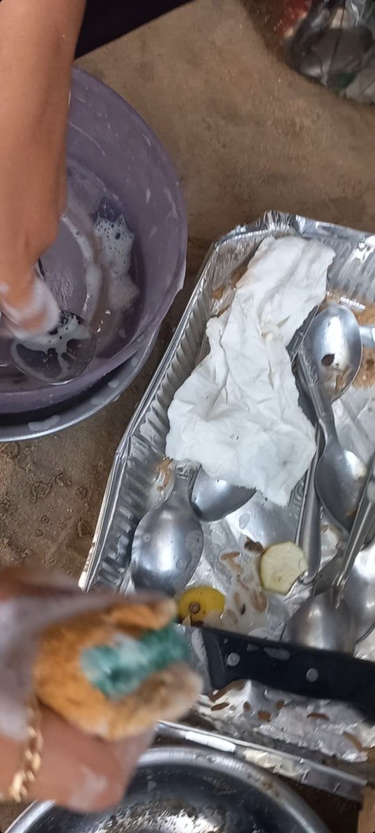 Aida7963's tweet photo. My children are not asking for toys they are asking for food.I am a divorced mother of five children inGazaEvery day I watch deprivation take another piece of their childhoo an empty meal,medicine we cannot afford,and fear no child should ever have to know
https://t.co/TaMjPZJC74 https://t.co/Yr6kMhCY0Z