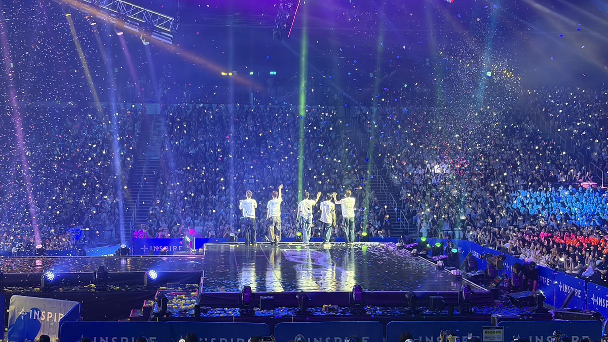 Intoyoursummer_'s tweet photo. 내아저씨들 .... https://t.co/RNEUKNx6YU