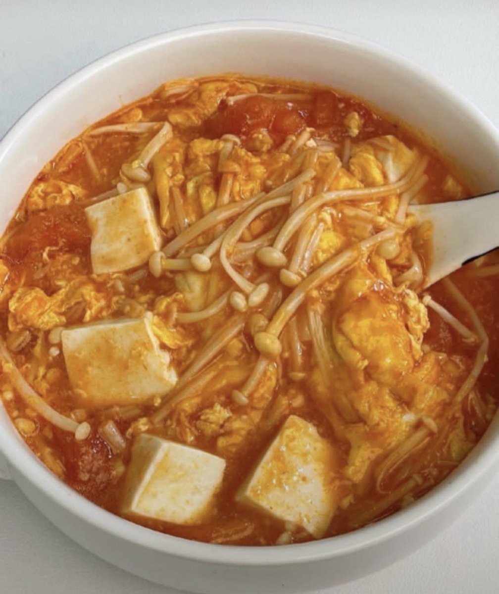ko_gankotan's tweet photo. 6kg痩せた時に毎晩食べてたスープはこれ。
激辛好きに絶っ対食べて欲しい。マジでうまい。 https://t.co/vTto2M81ZI
