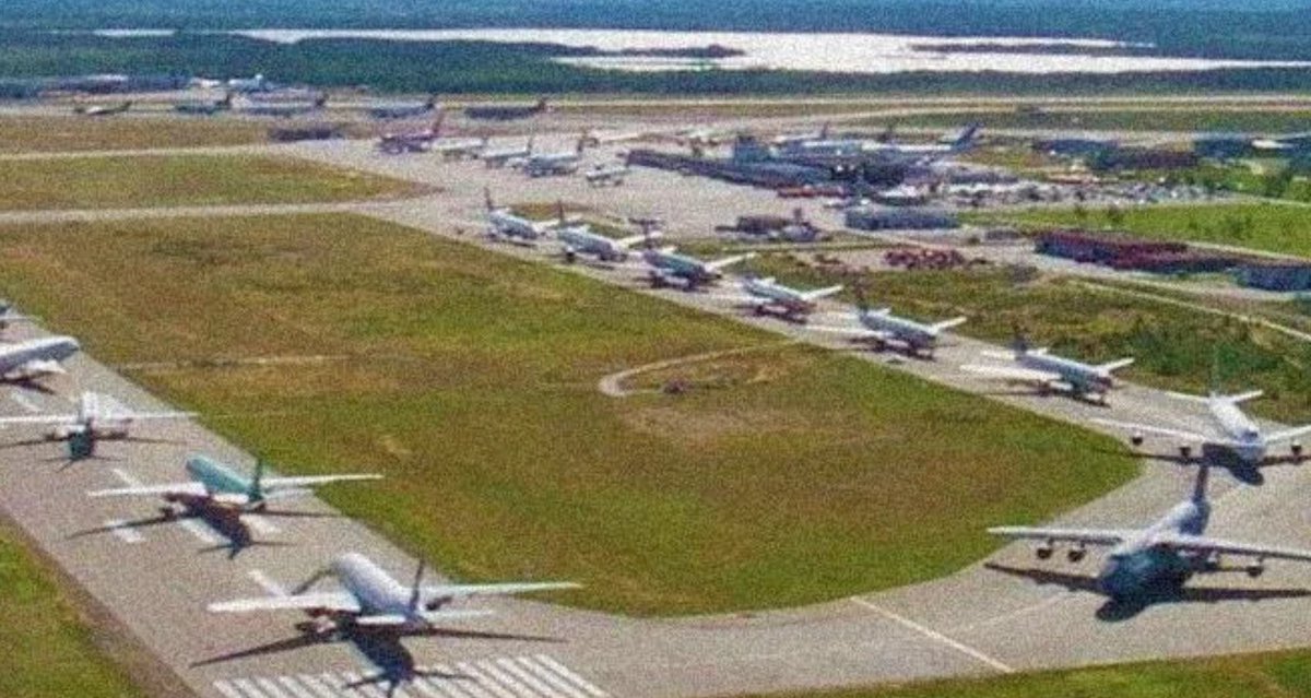 Turbinetraveler's tweet photo. When U.S. airspace was shut down on September 11, 2001, Canada launched Operation Yellow Ribbon, diverting hundreds of international and U.S.-bound flights to Canadian airports.

At Halifax, aircraft were diverted and thousands of passengers were stranded. In Gander, 38 airliners carrying 6,122 passengers and 473 crew members were welcomed by a community that opened its homes, schools and hearts to complete strangers.

One of the most remarkable acts of kindness in aviation history.