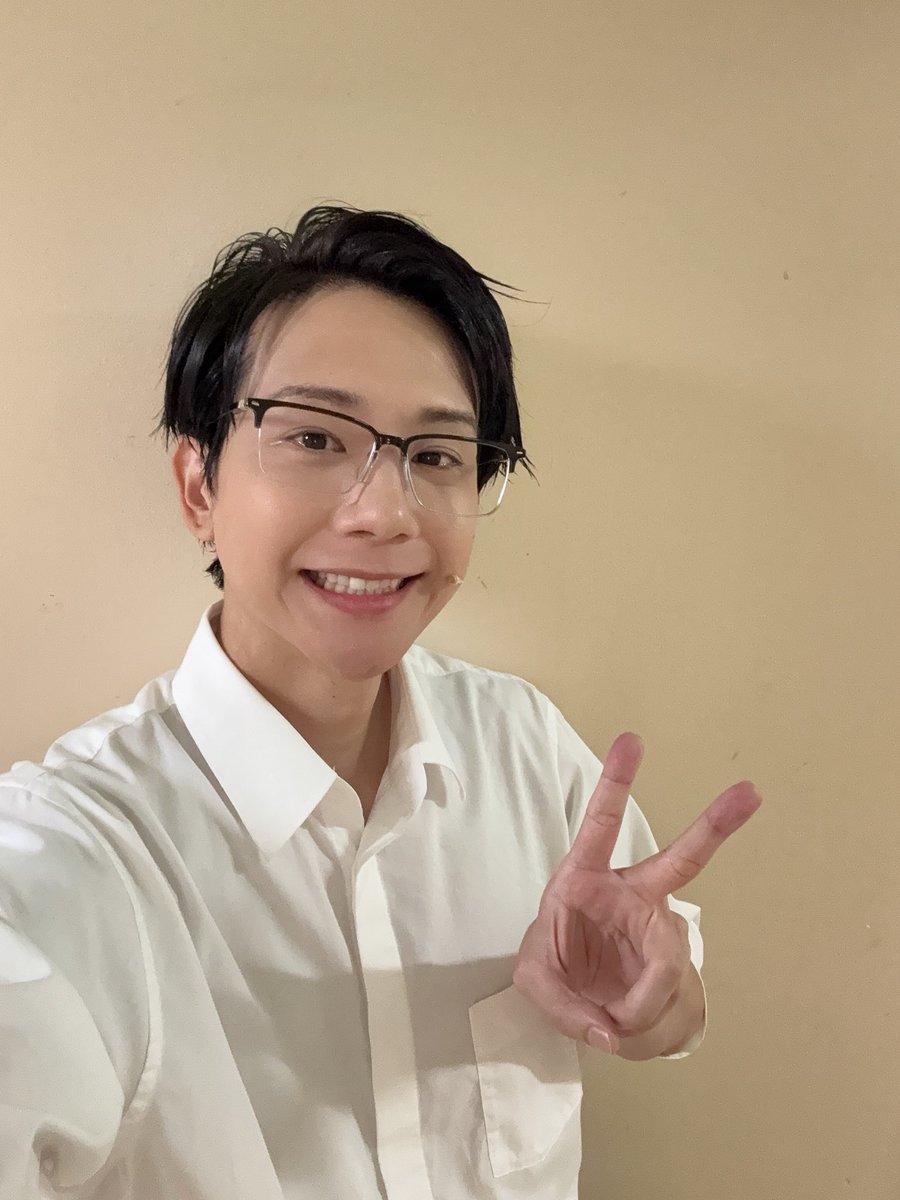 TaizoShiina's tweet photo. 「多聞くん今どっち！？」THE STAGE
初日！無事に終了しました！
ご来場ありがとうございます。
千秋楽まで楽しく演じていこうと思います！！
とても良き公演でした！ https://t.co/RRjDpGvoZB