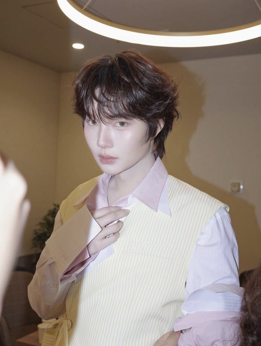 enougheart9's tweet photo. ช่วงนี้อินเนอร์ถ่ายรูปนางเริ่ดขึ้นมาก https://t.co/mk6D0PNVzP